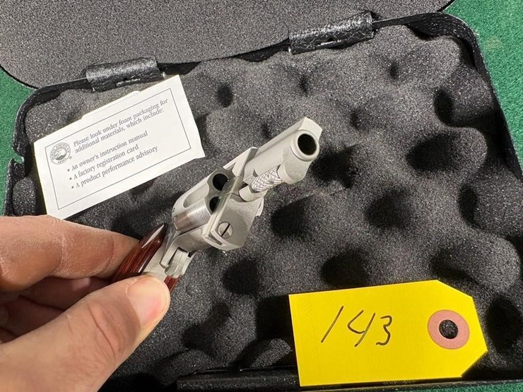 north-american-arms-22-mag-revolver-image-6