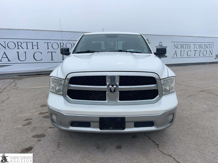 2018-dodge-1500-image-2