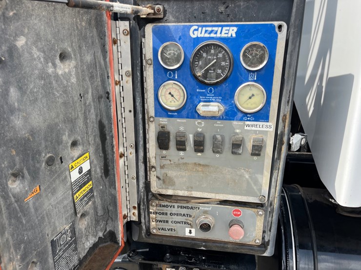 2012-international-workstar-7600-image-11