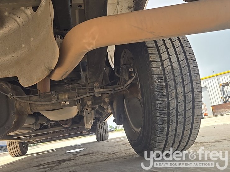 2019-ford-f150-image-29