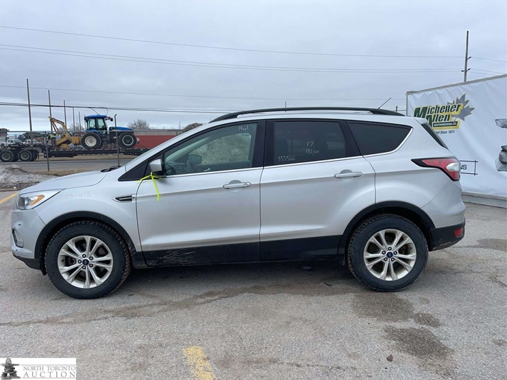 2017-ford-escape-image-8