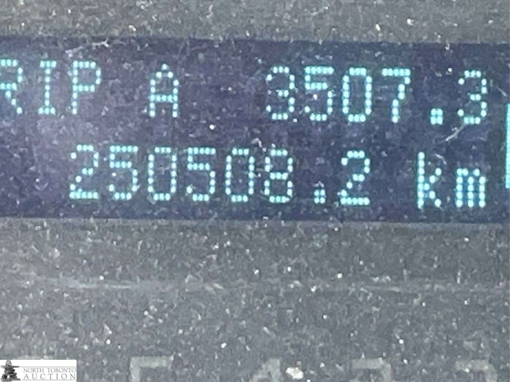 2014-ford-f150-image-17