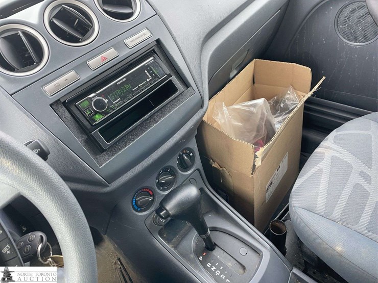 2012-ford-transit-connect-image-14