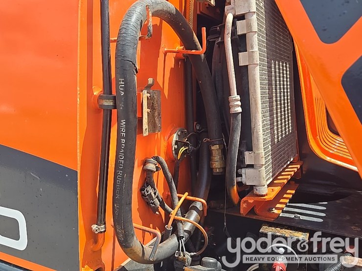 2020-doosan-dx60e-9cn-image-52