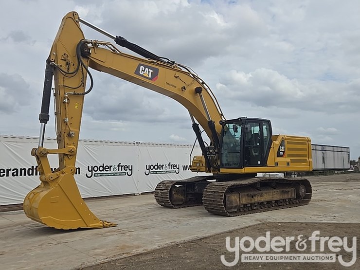 2019-caterpillar-336-image-1