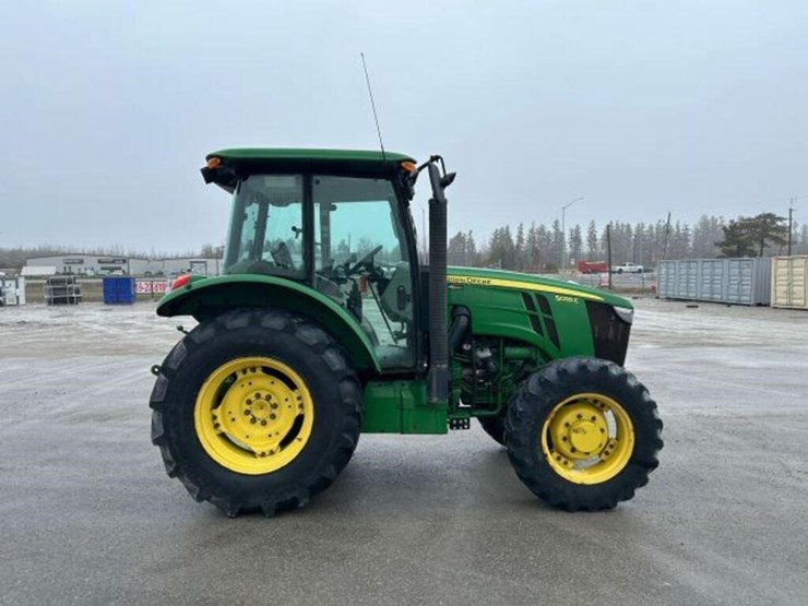 2016-john-deere-5085e-image-4