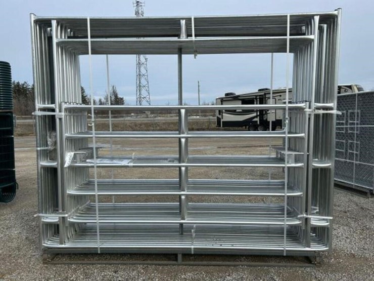 qty-of-(14)-10-ft-powder-coated-corral-panels-gate-image-1