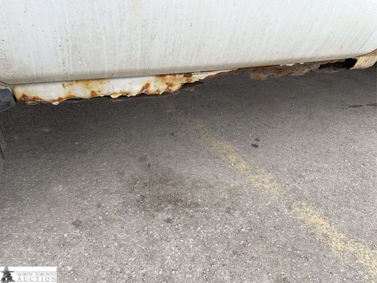 2016-chevrolet-silverado-1500-image-25