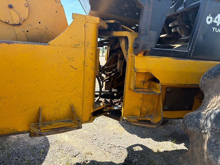 john-deere-640d-image-9