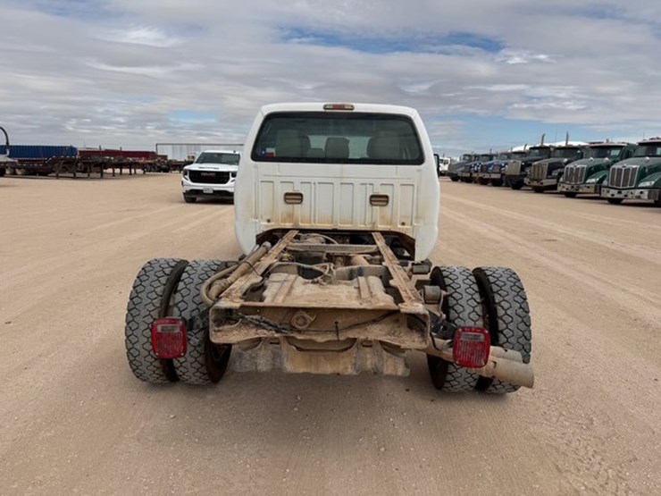 2012-ford-f550-image-5