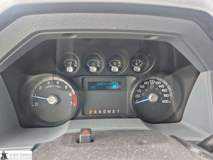 2015-ford-f250-image-12