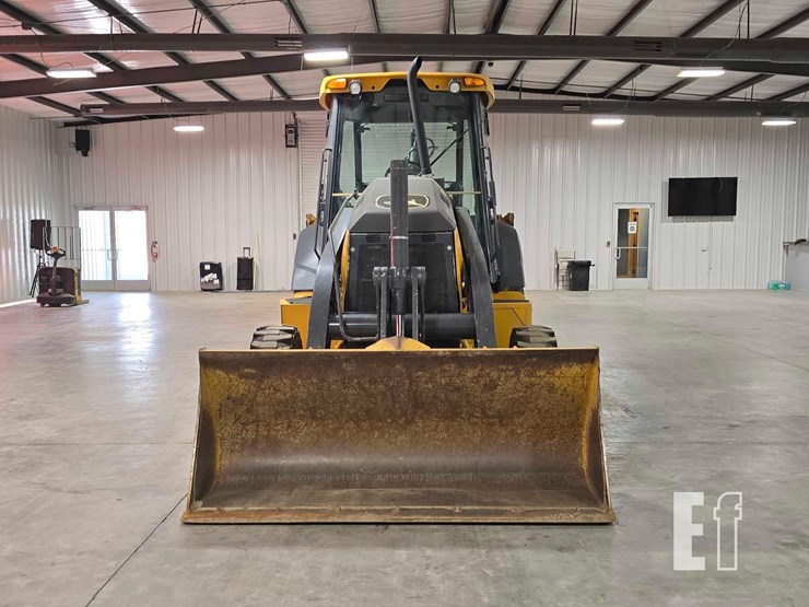 2023-deere-310-g-tier-image-7