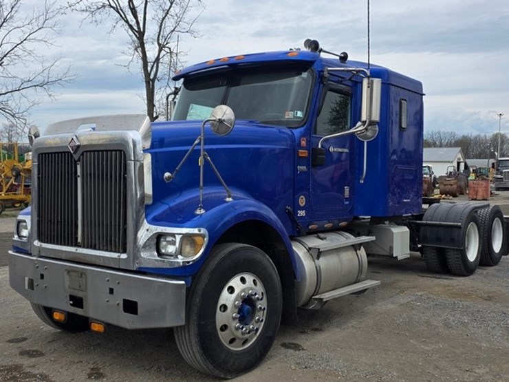 2006-international-9900-image-1