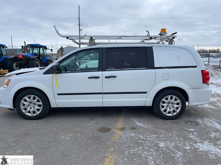 2015-ram-c/v-image-8