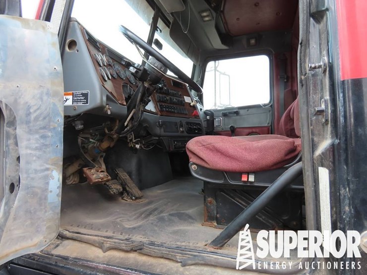 2011-western-star-4900-image-9