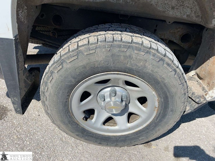 2017-chevrolet-silverado-1500-image-22