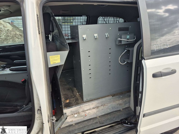 2012-ram-c/v-image-15