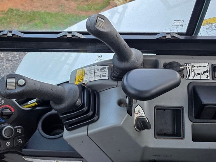 2023-bobcat-e42-image-56