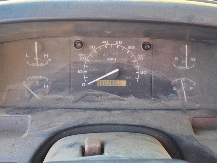 1997-ford-f350-image-36