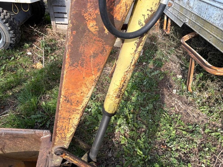 ford-tractor-image-8