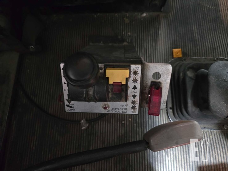 2008-kenworth-t800-image-16