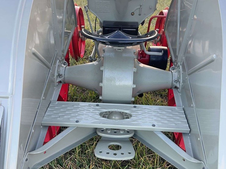 1926-fordson-tractor-image-39