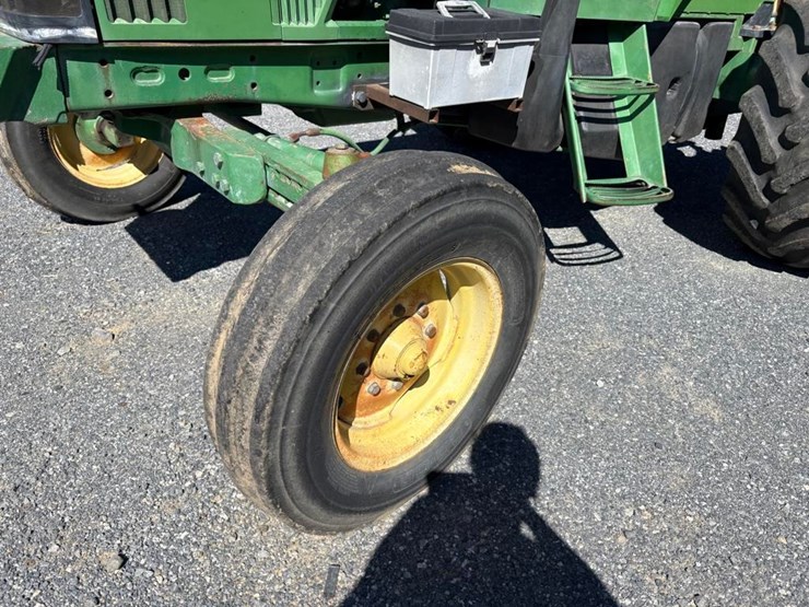 1993-john-deere-6300-image-10