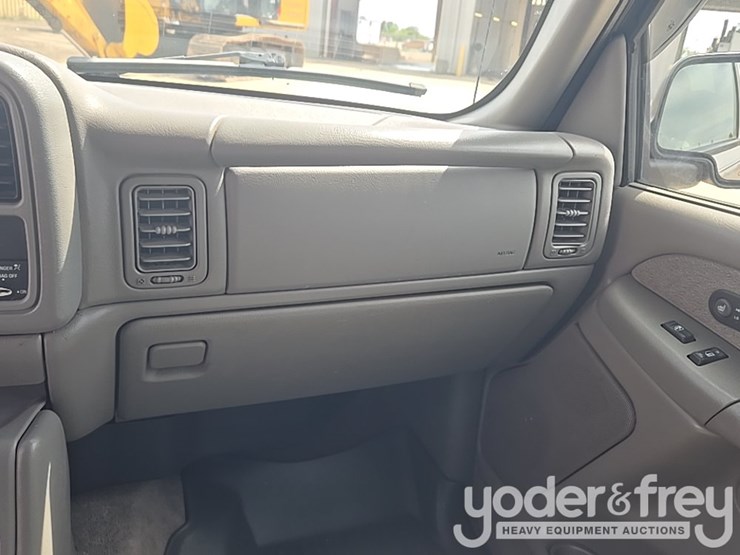 2002-chevrolet-silverado-2500hd-image-88