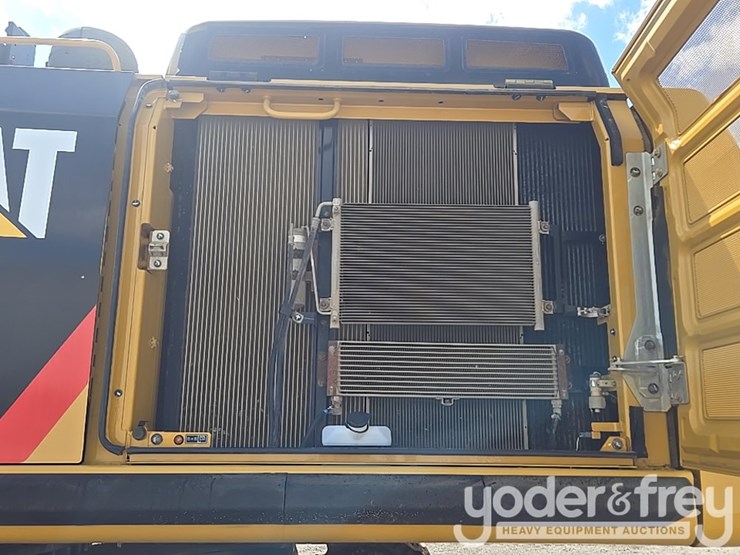 2017-caterpillar-336fl-image-34