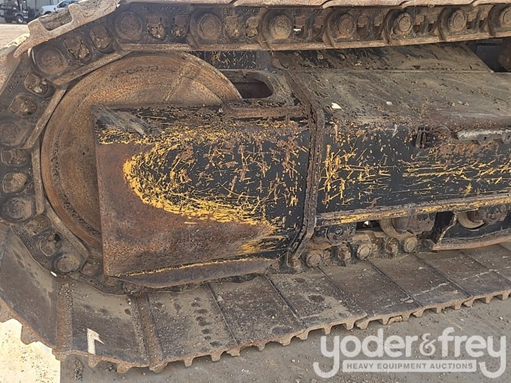 2017-caterpillar-336fl-image-10