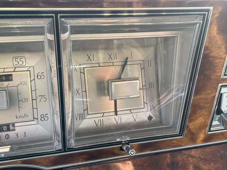 1980-lincoln-continental-town-car-image-46