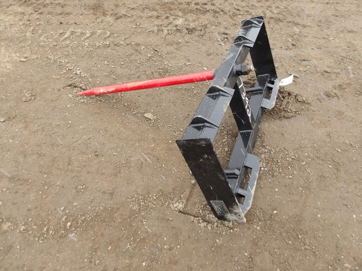 #7392-•-skid-steer-bale-spear-image-3