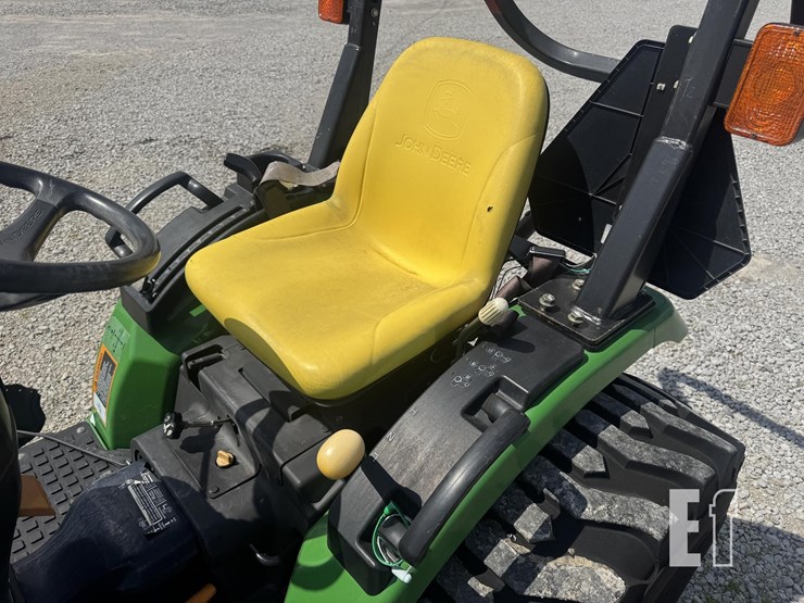 2006-john-deere-2520-image-12