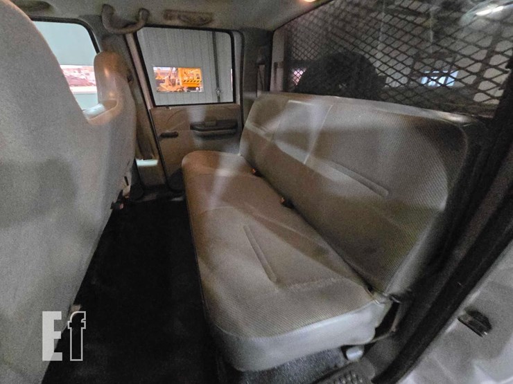 2007-ford-f550-image-15