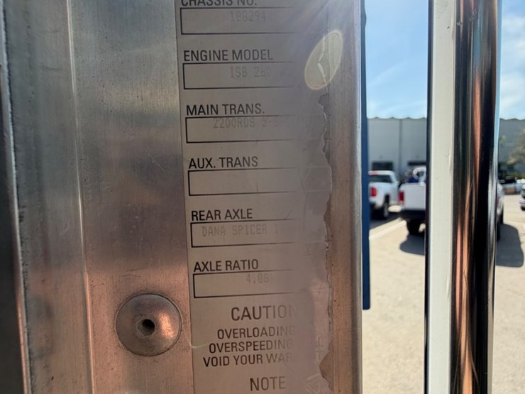 2007-kenworth-t300-image-27