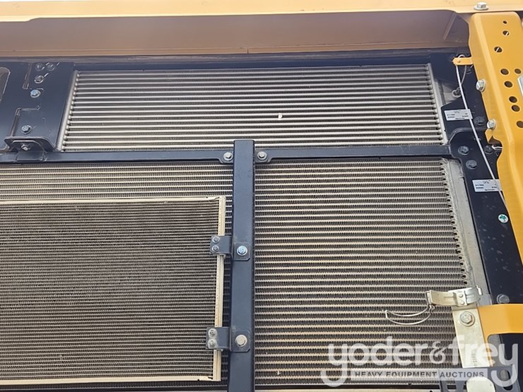 2019-caterpillar-336-image-55