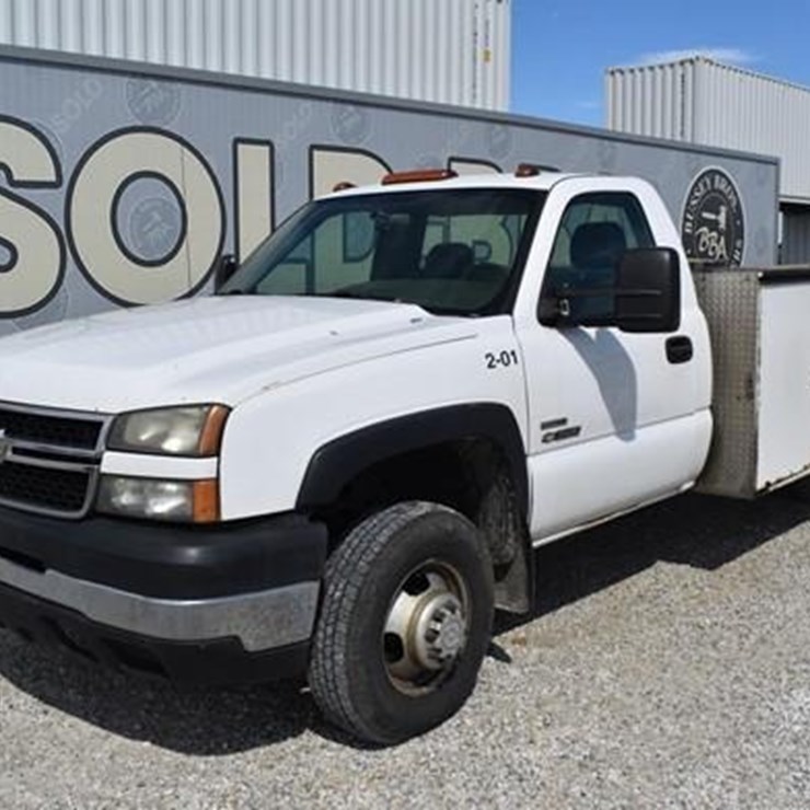 2007 CHEVROLET 3500
