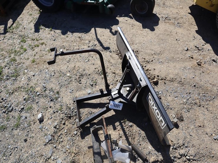 36in-snow-blade-image-1