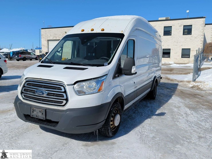 2016-ford-transit-image-1