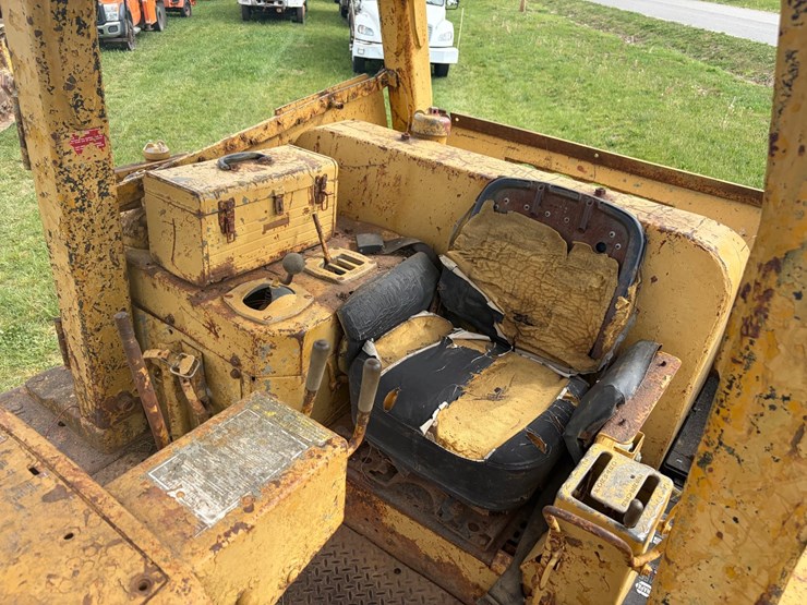 caterpillar-d7g-image-28