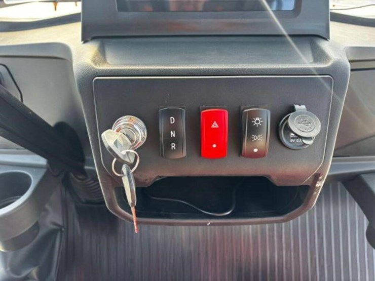 unused-2026-sdlanch-sdlgc80-golf-cart-image-13