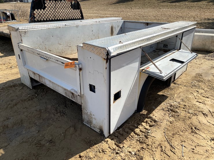 #3969-•-utility-truck-bed-image-1