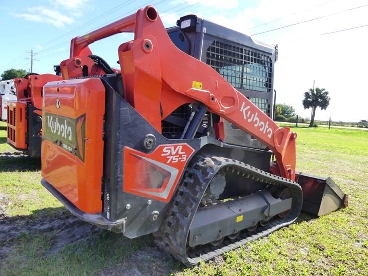 kubota-svl75-3-image-3