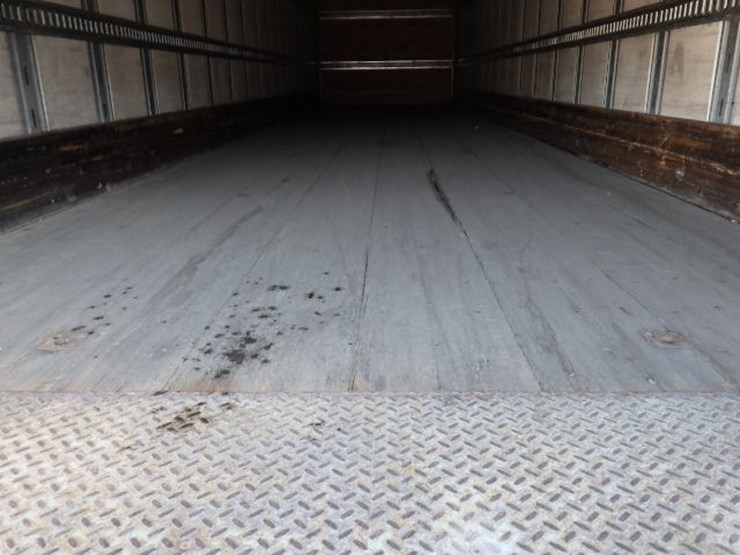 2018-strick-van-image-10