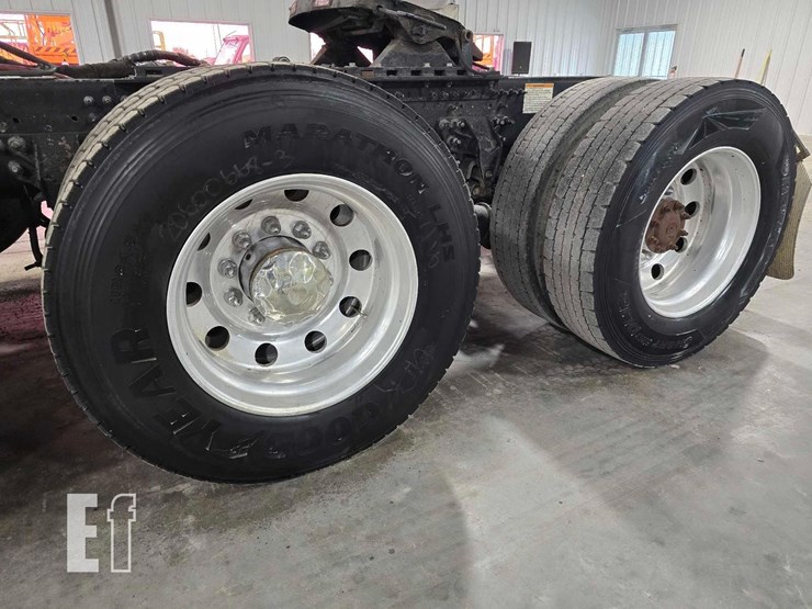 2017-mack-pinnacle-chu613-image-30