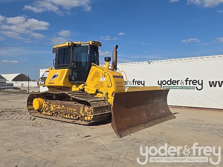 2023-komatsu-d61px-24-image-7