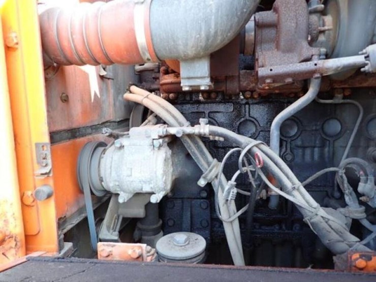 2010-doosan-dl250-image-53