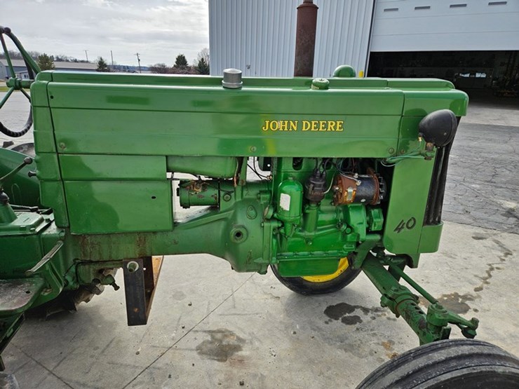 john-deere-40-image-12