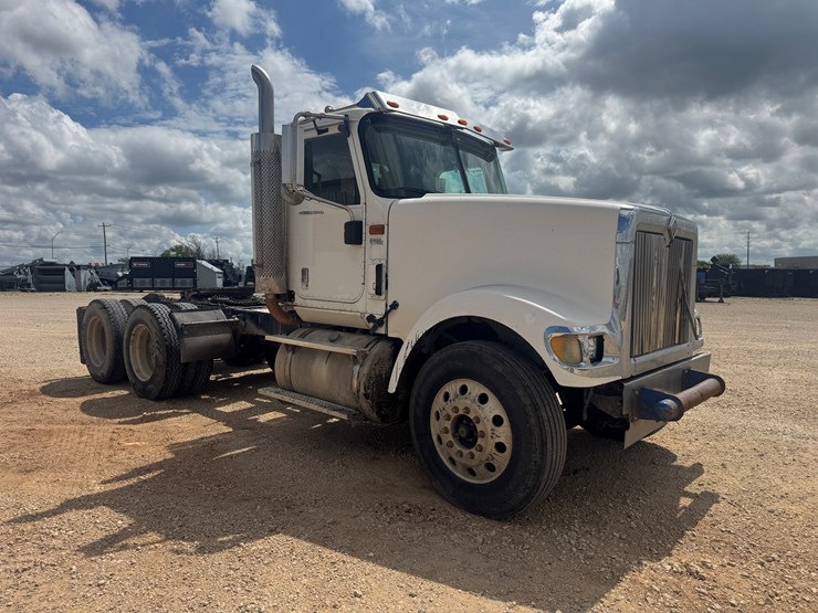 2007-international-9900i-image-4