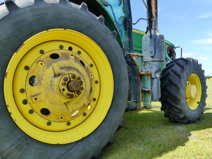 2020-john-deere-6155m-image-8